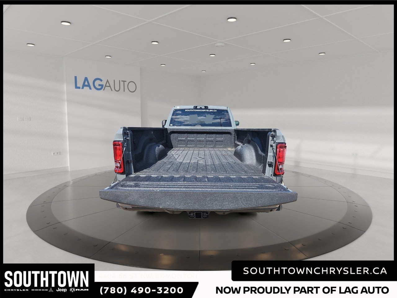 2026 Ram 3500 BIG HORN-16