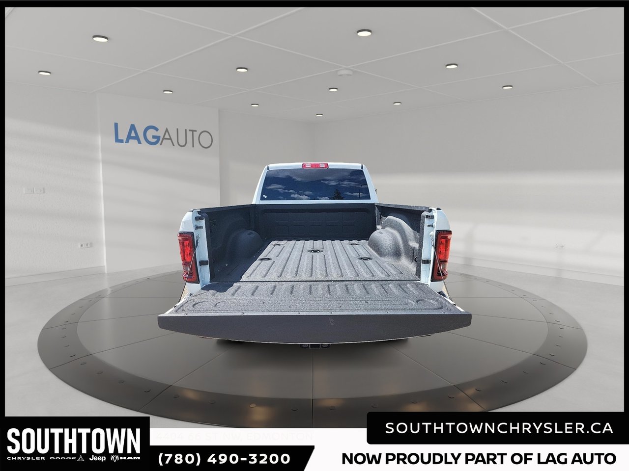 2026 Ram 3500 BIG HORN-16