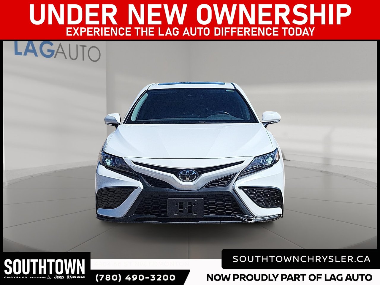 2024 Toyota Camry SE-1