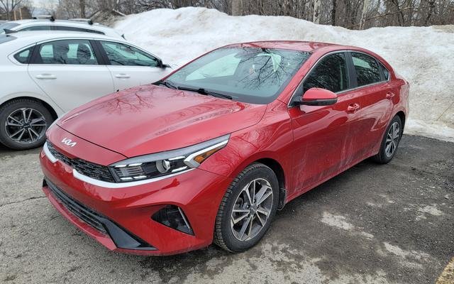 2022 Kia Forte EX FWD
