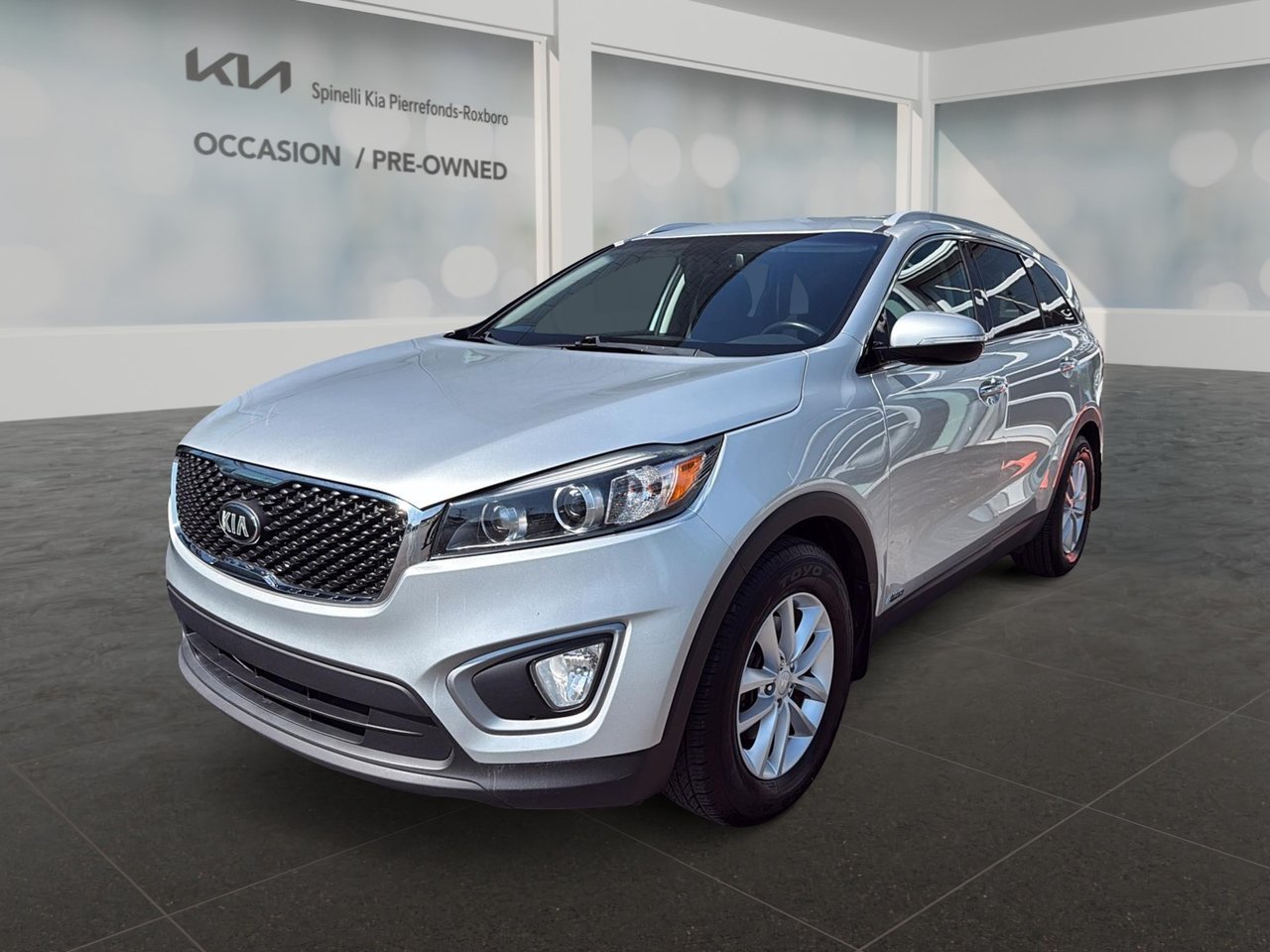 Sparkling Silver 2017 Kia Sorento SUV / Crossover Automatic
