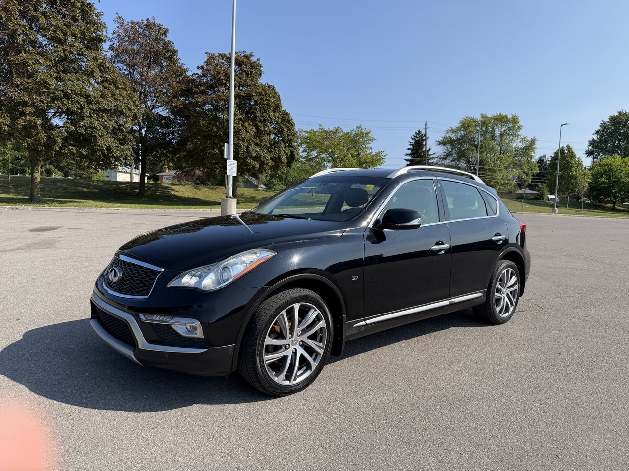 Black 2016 INFINITI QX50 SUV / Crossover All-Wheel Drive Automatic