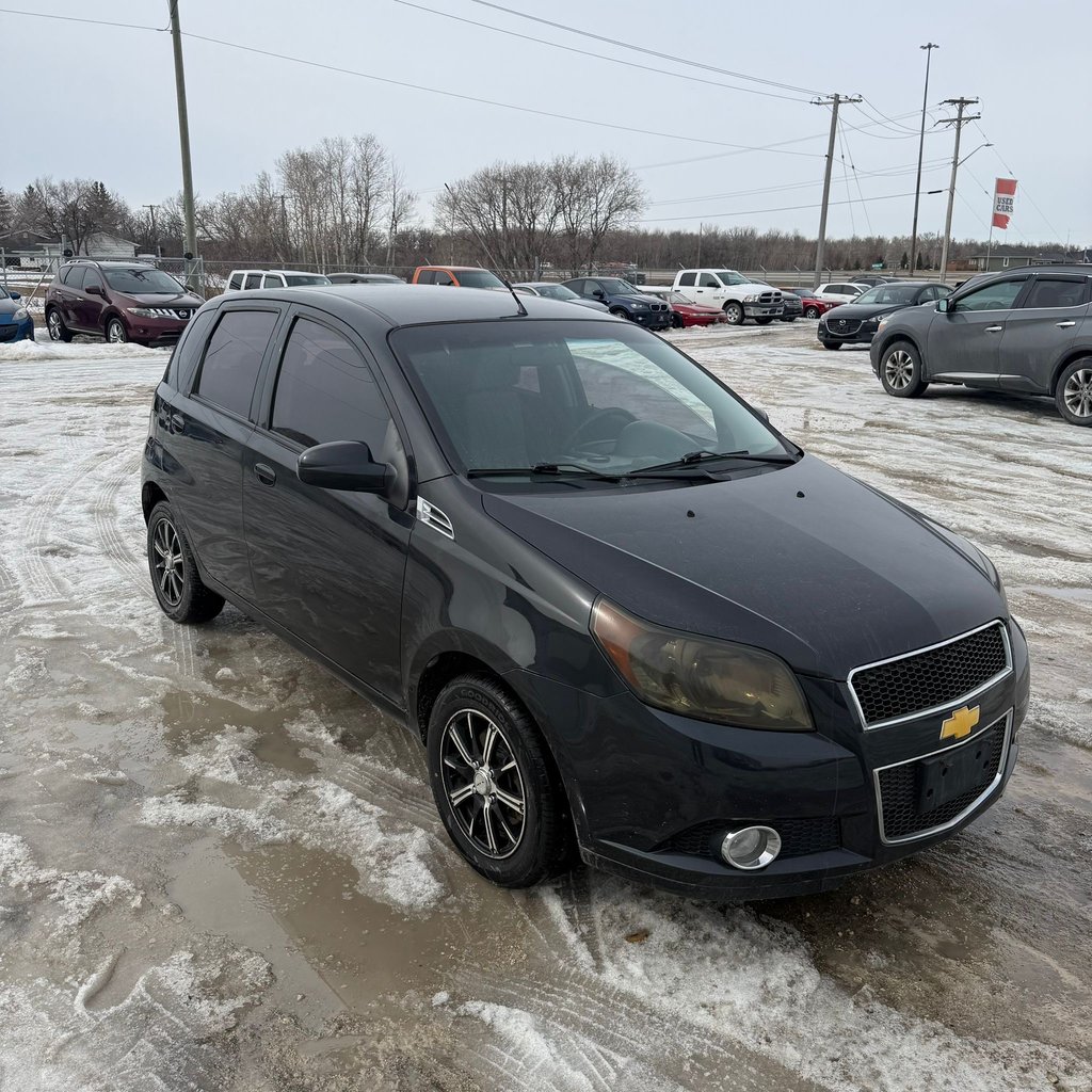 2011 Chevrolet Aveo 5 LS Hatchback FWD