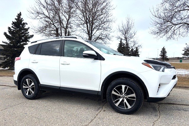 2017 Toyota RAV4 XLE AWD
