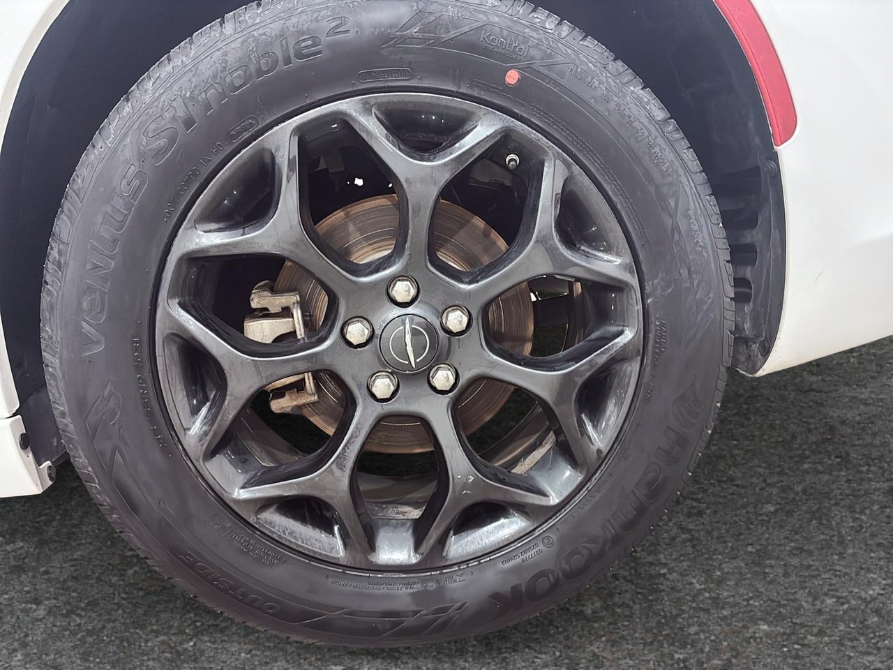 Chrysler 300 Touring AWD 2023-6