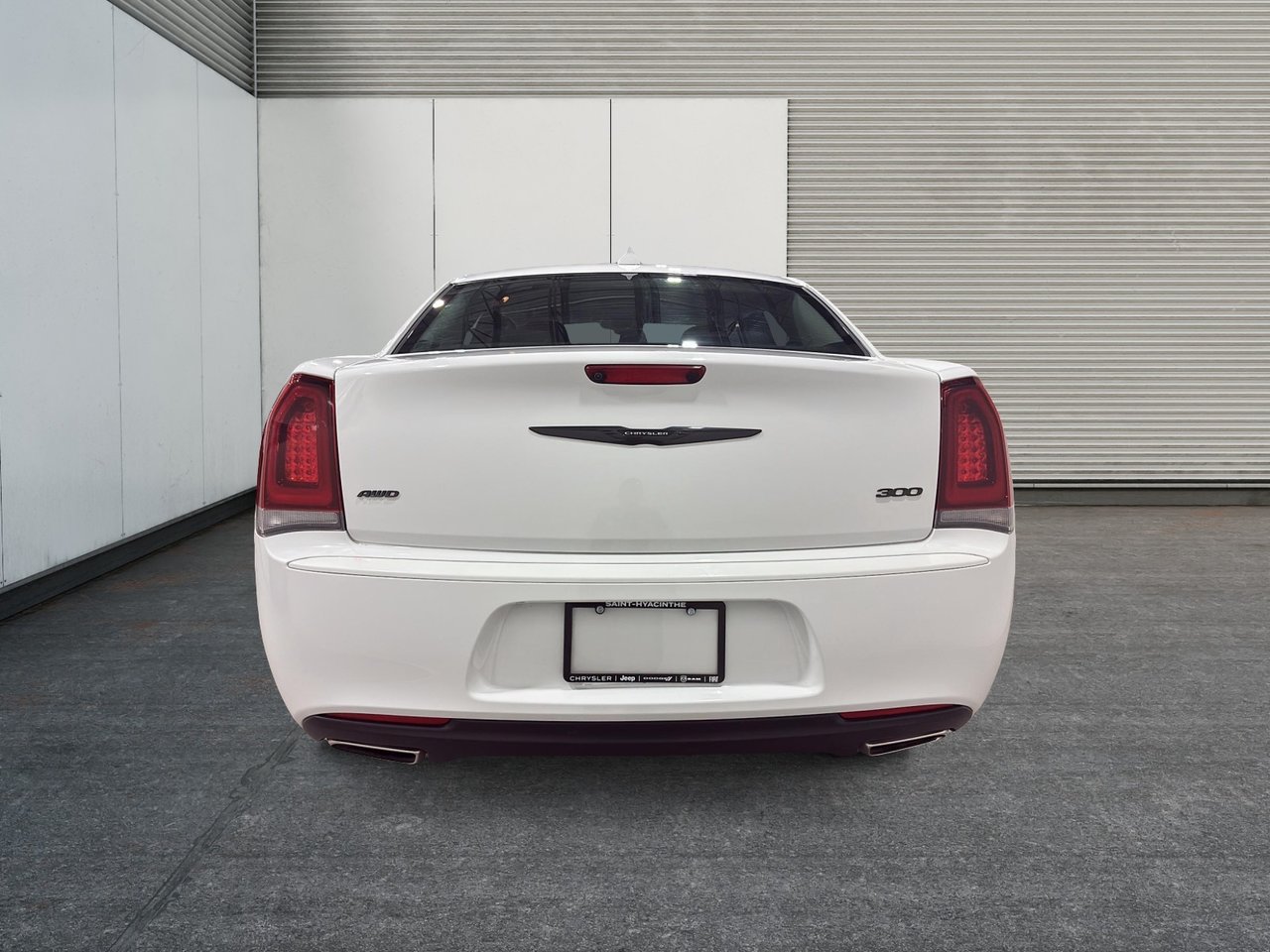 Chrysler 300 Touring AWD 2023-2