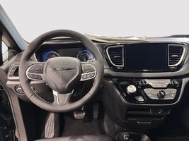 2026 Chrysler Grand Caravan SXT-11