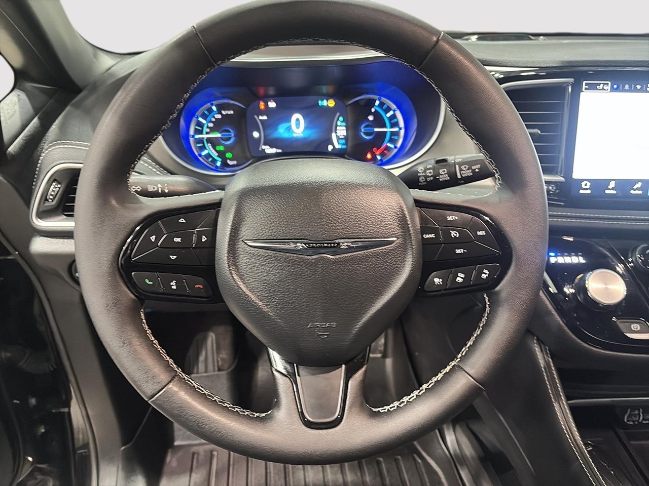 Chrysler Pacifica Hybrid Premium S Appearance 2024-12