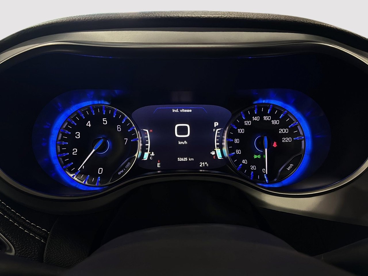 Chrysler Pacifica Limited 2025-11