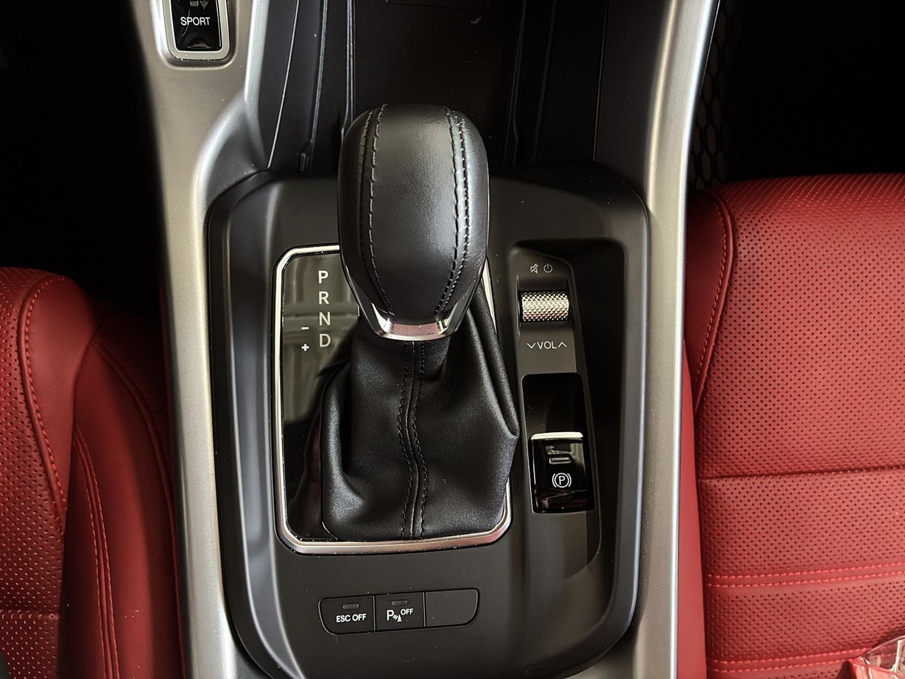 Dodge Hornet R/T Plus 2024-12