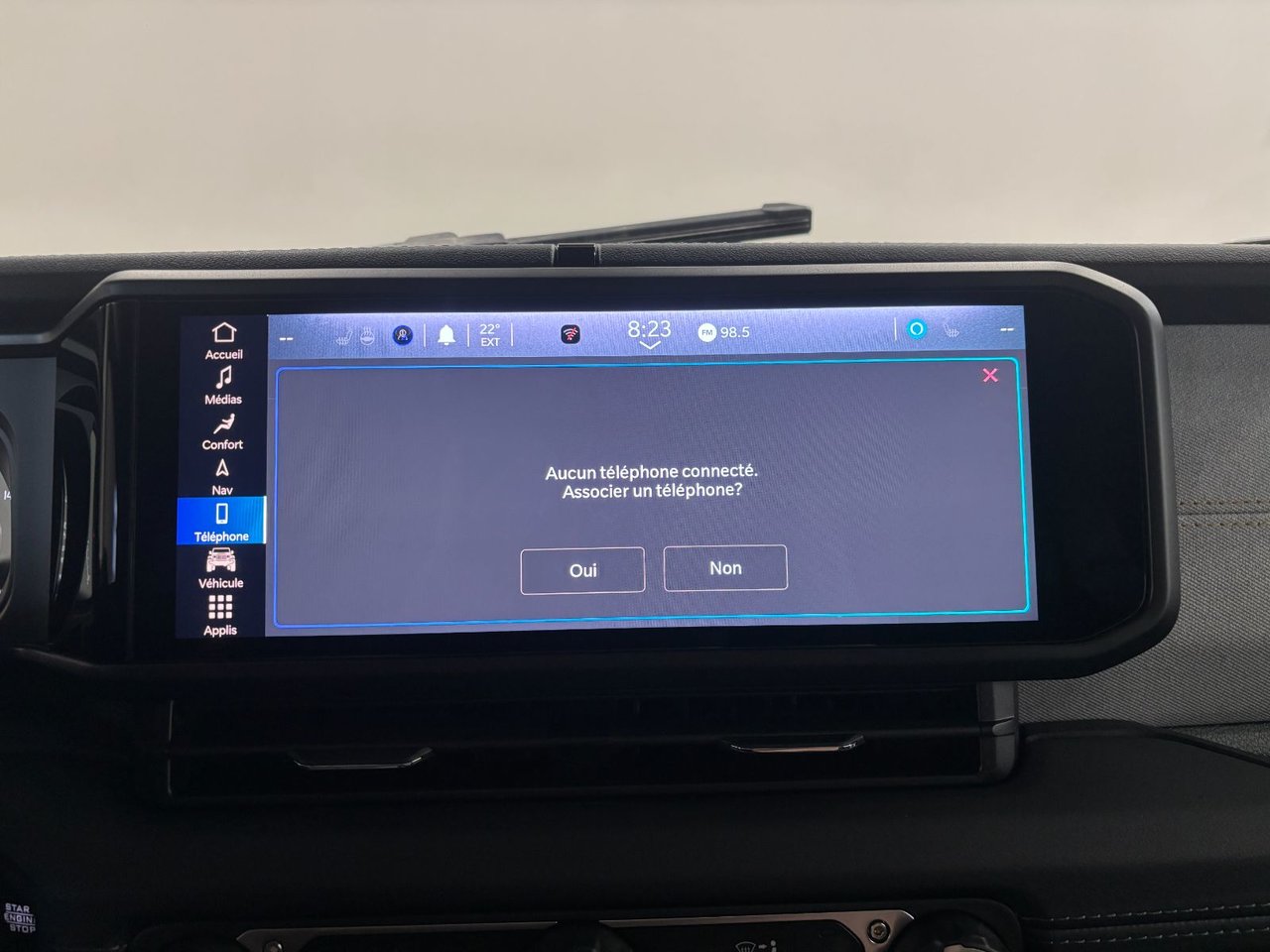 Jeep WRANGLER 4-Door SAHARA 2024-21