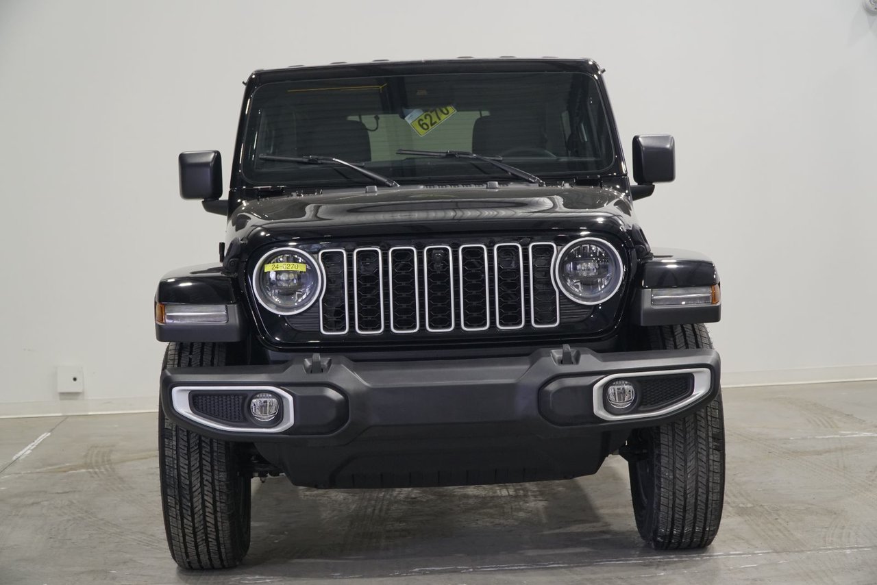 Jeep WRANGLER 4-Door SAHARA 2024-1