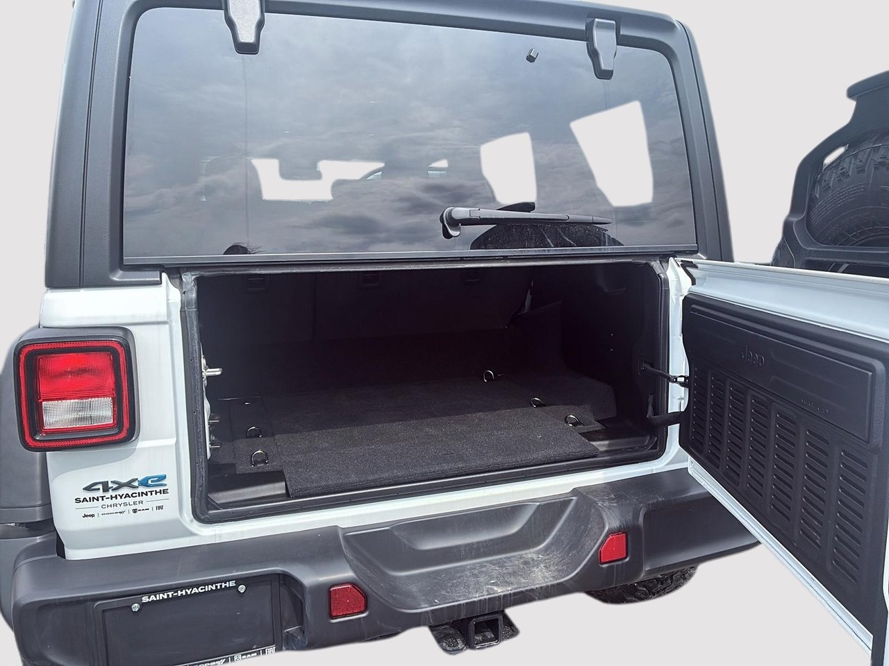 2024 Jeep Wrangler 4xe Willys-5