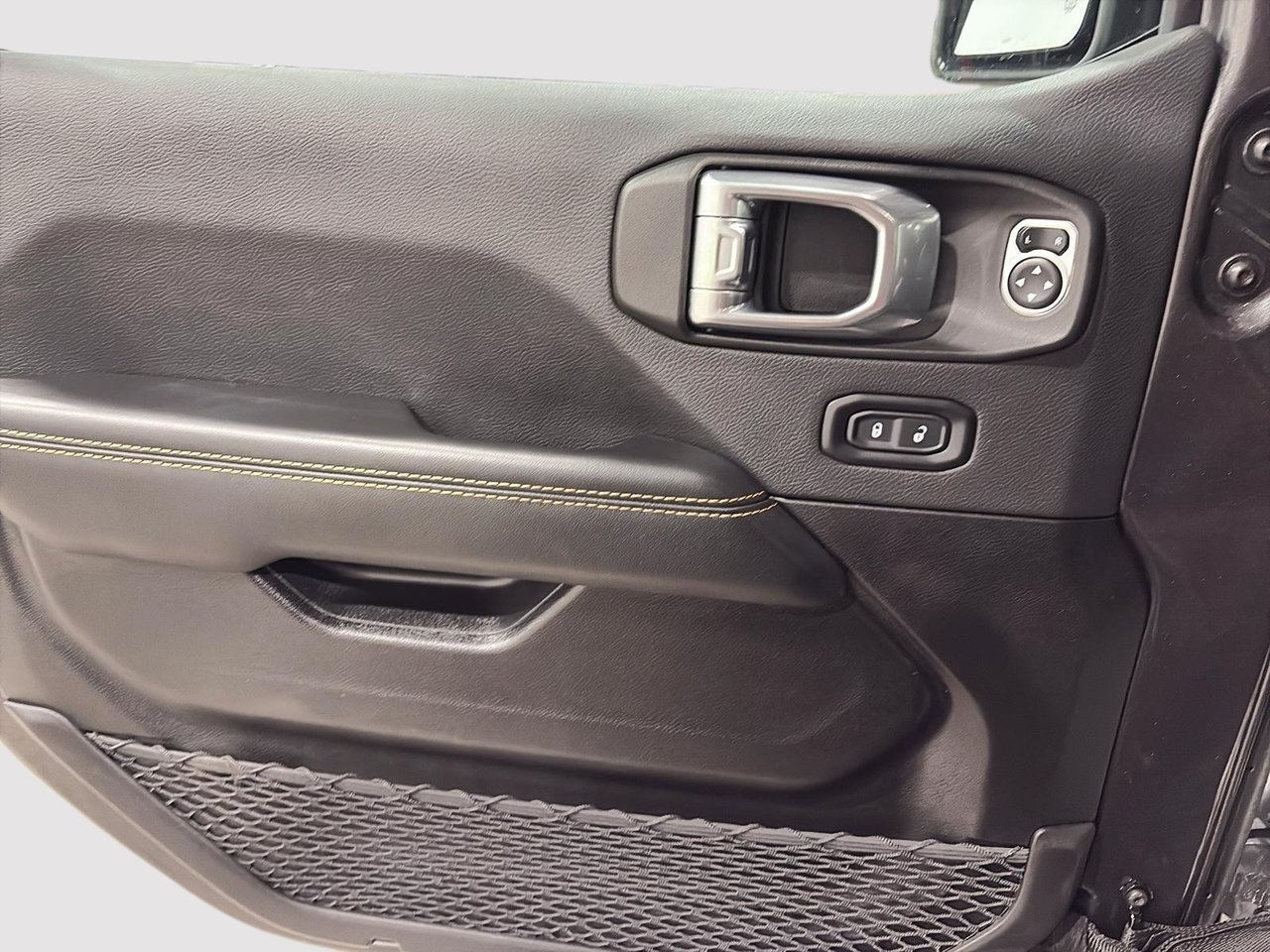 2024 Jeep Wrangler 4xe Sahara-9