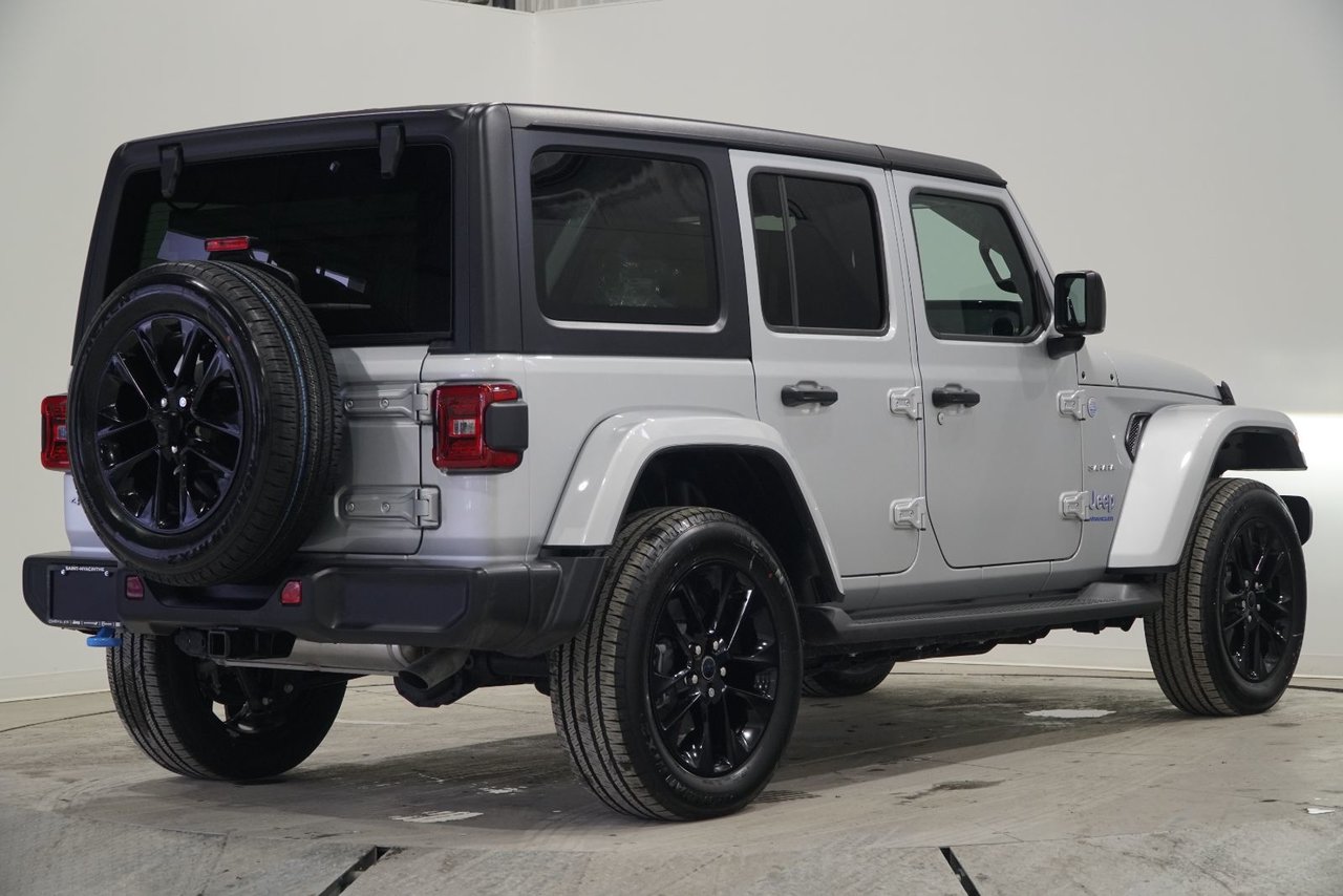 Jeep Wrangler 4XE SAHARA 2024-3