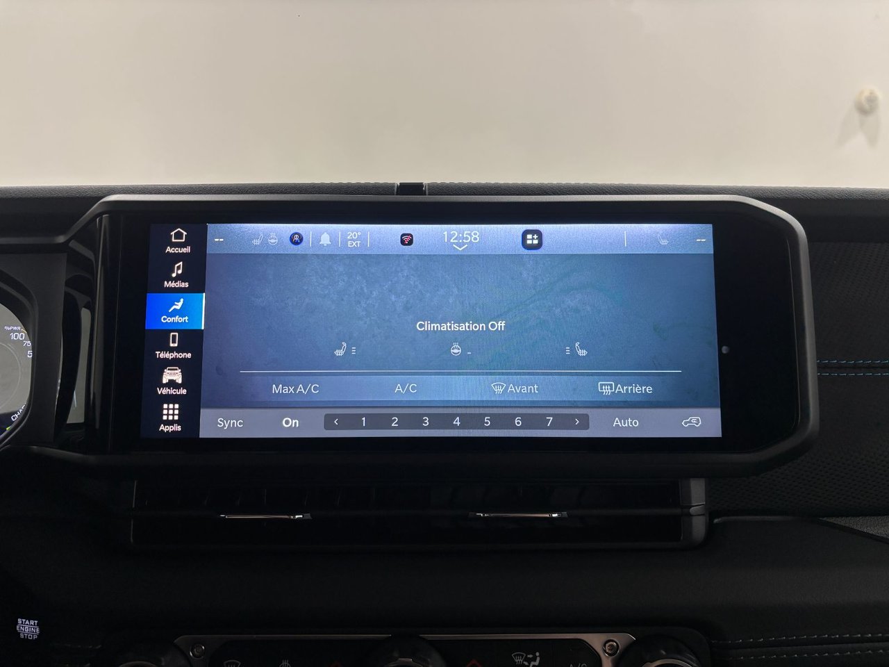 2024 Jeep Wrangler 4XE RUBICON-19