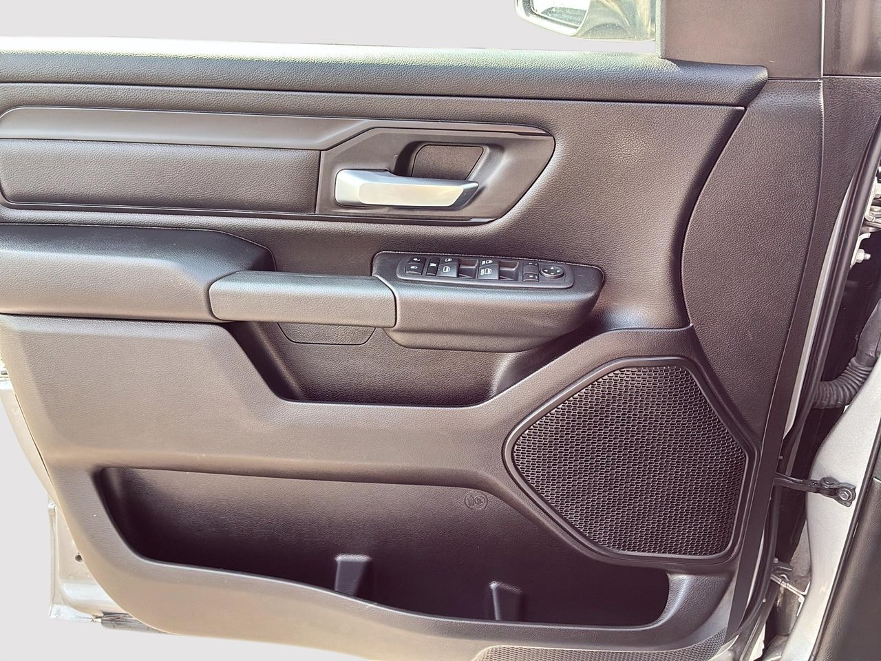 Ram 1500 TRADESMAN 2023-9