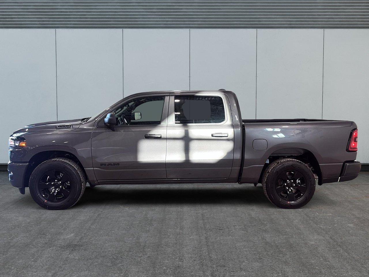 2025 Ram 1500 Tradesman-4