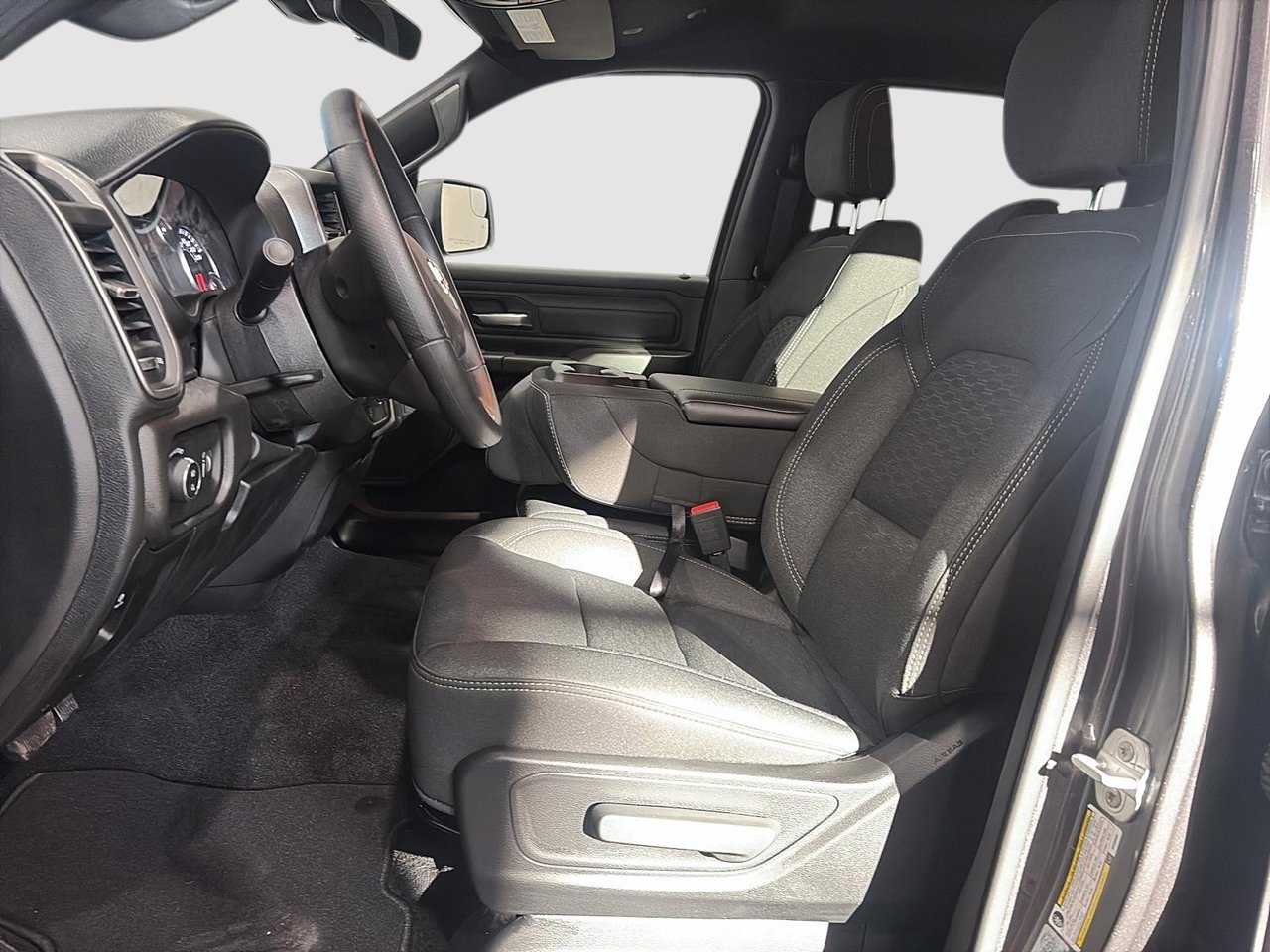 2025 Ram 1500 Tradesman-7