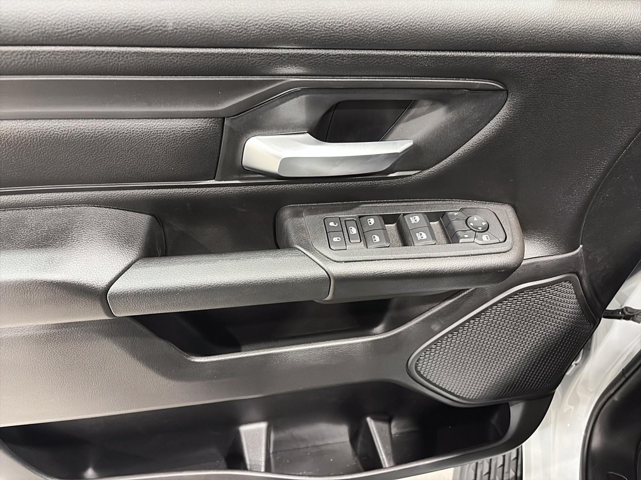 Ram 1500 WARLOCK 2025-9