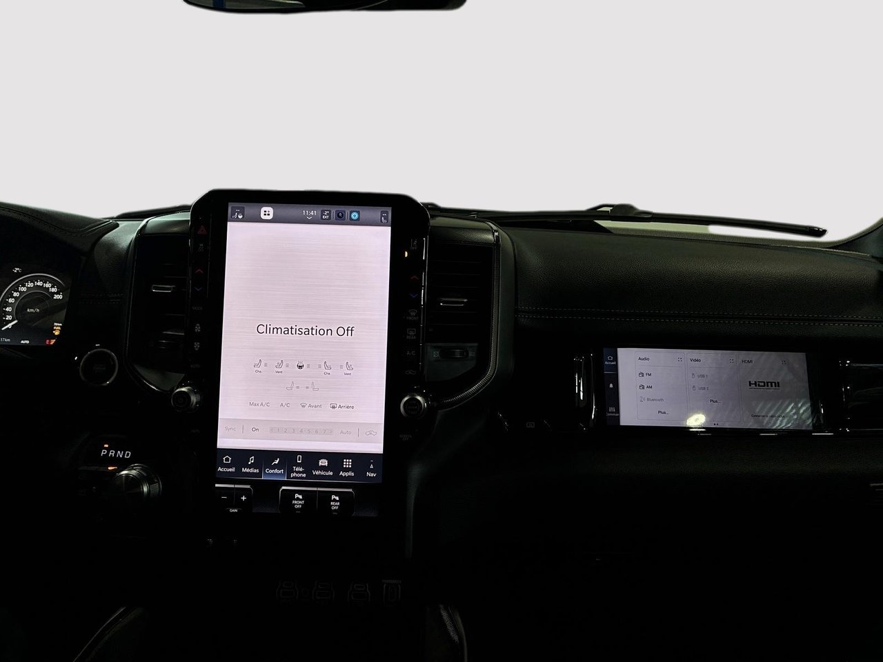 2026 Ram 1500 SPORT-12