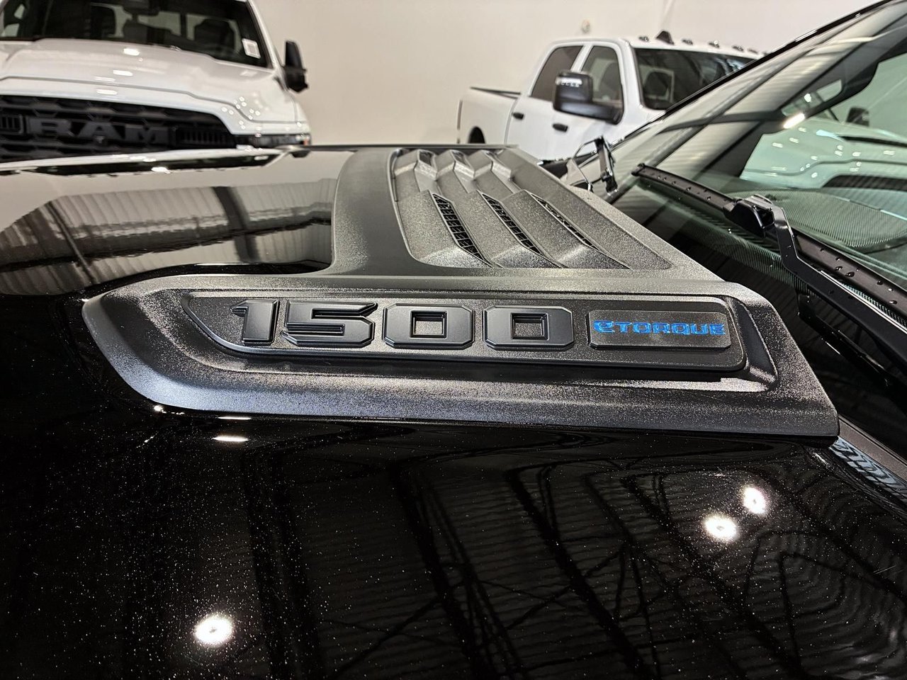 2026 Ram 1500 SPORT-12