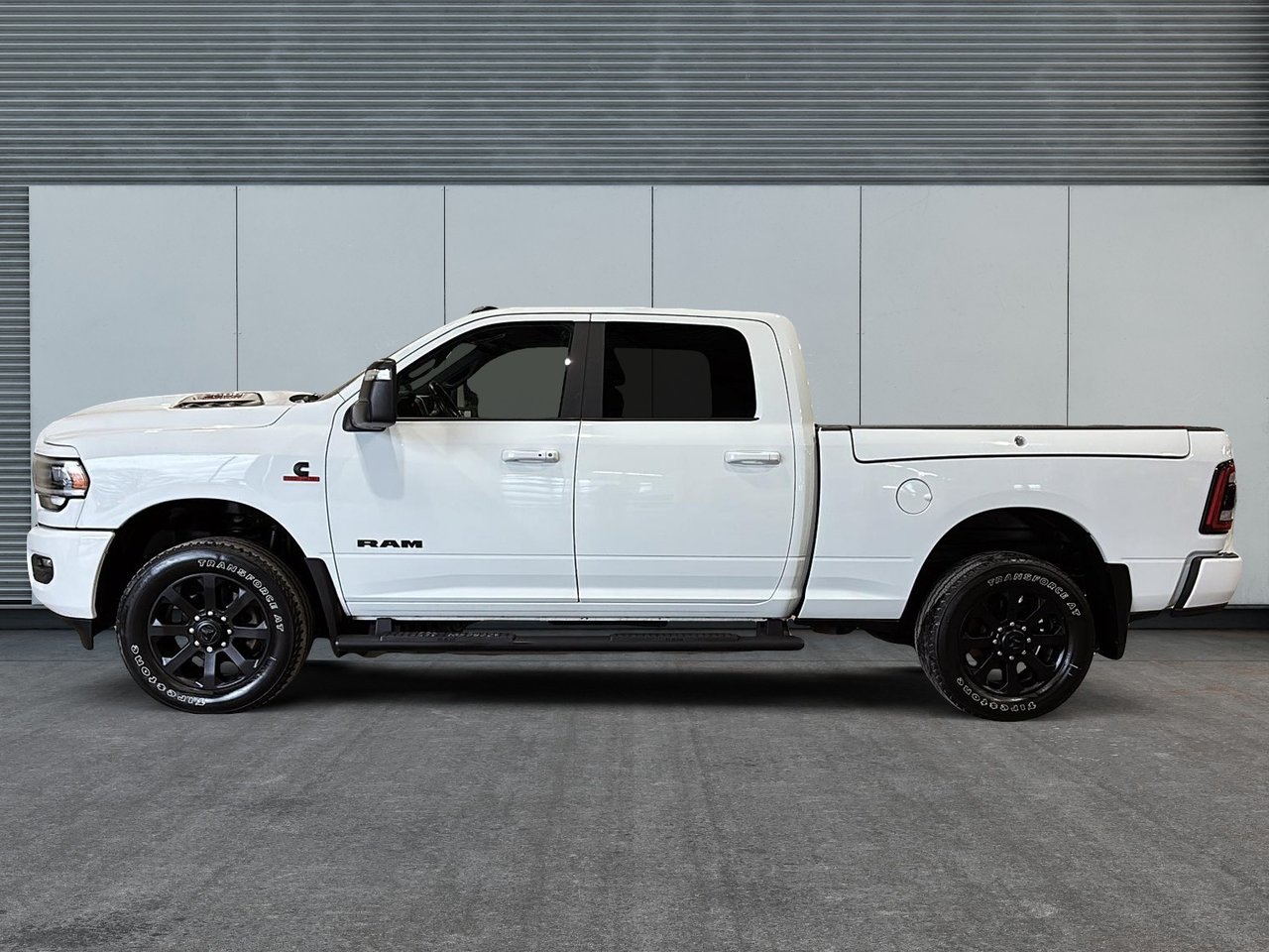 2023 Ram 2500 Laramie-4