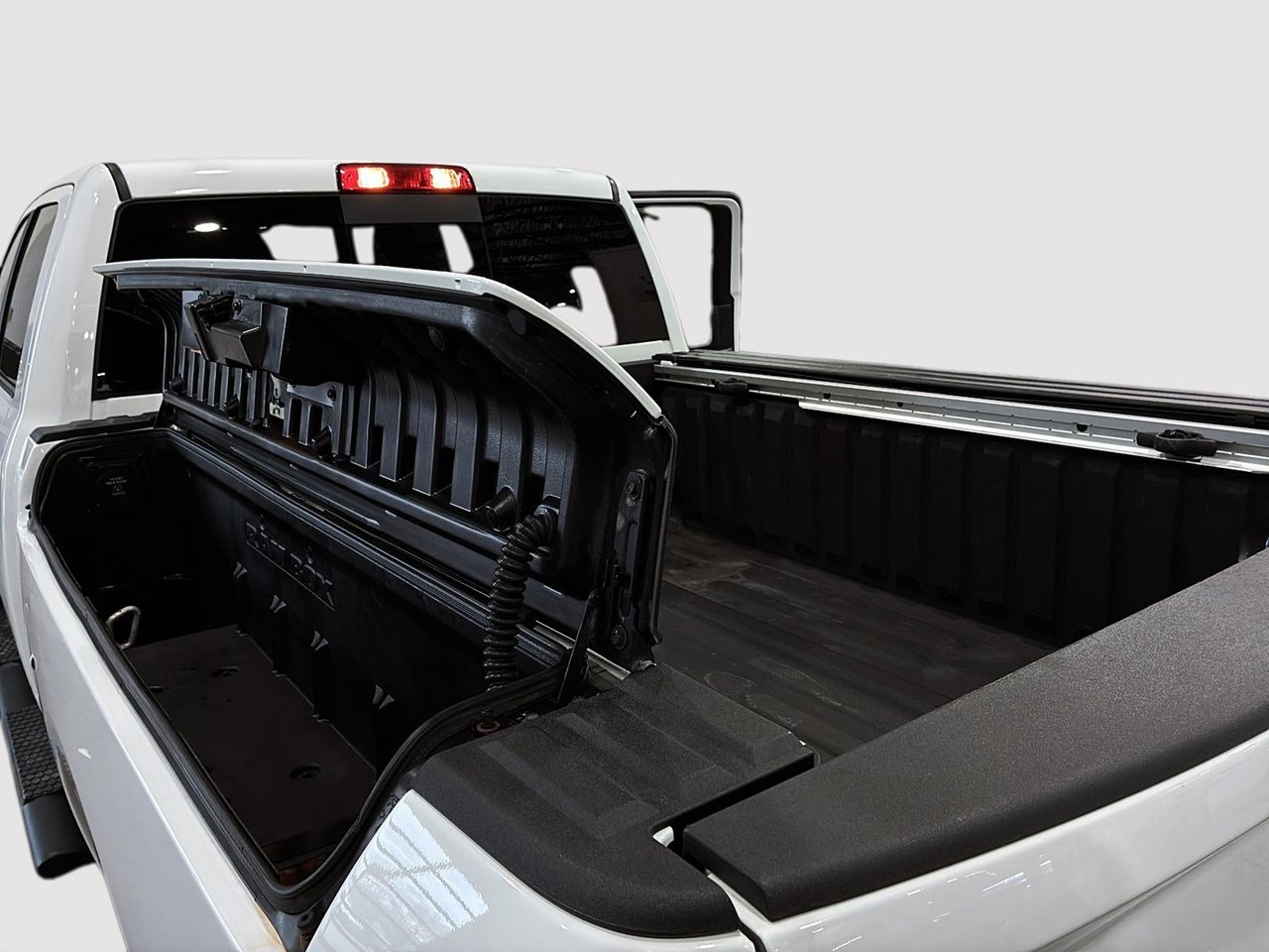 2023 Ram 2500 Laramie-15