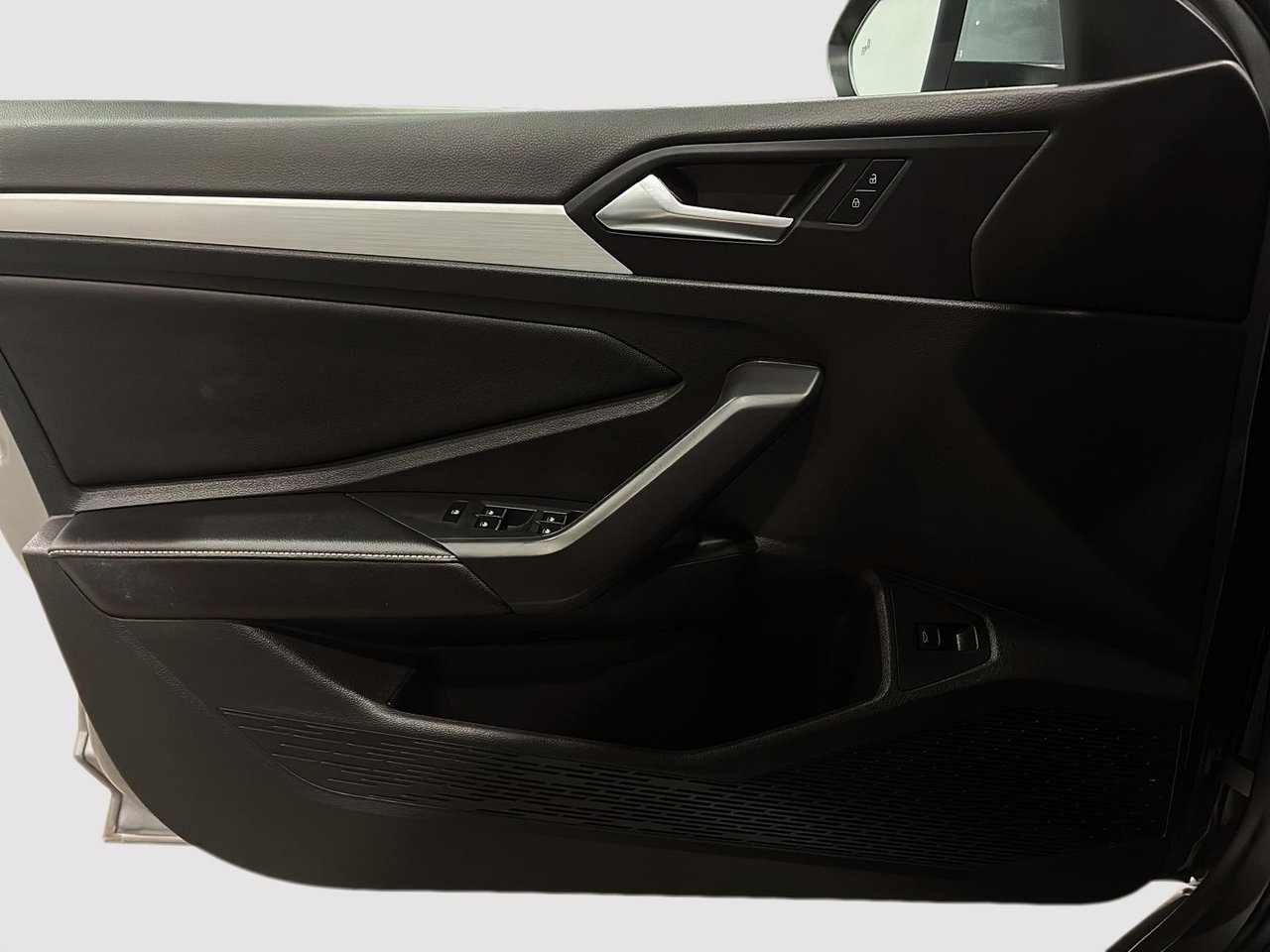 Volkswagen Jetta Trendline 2025-9