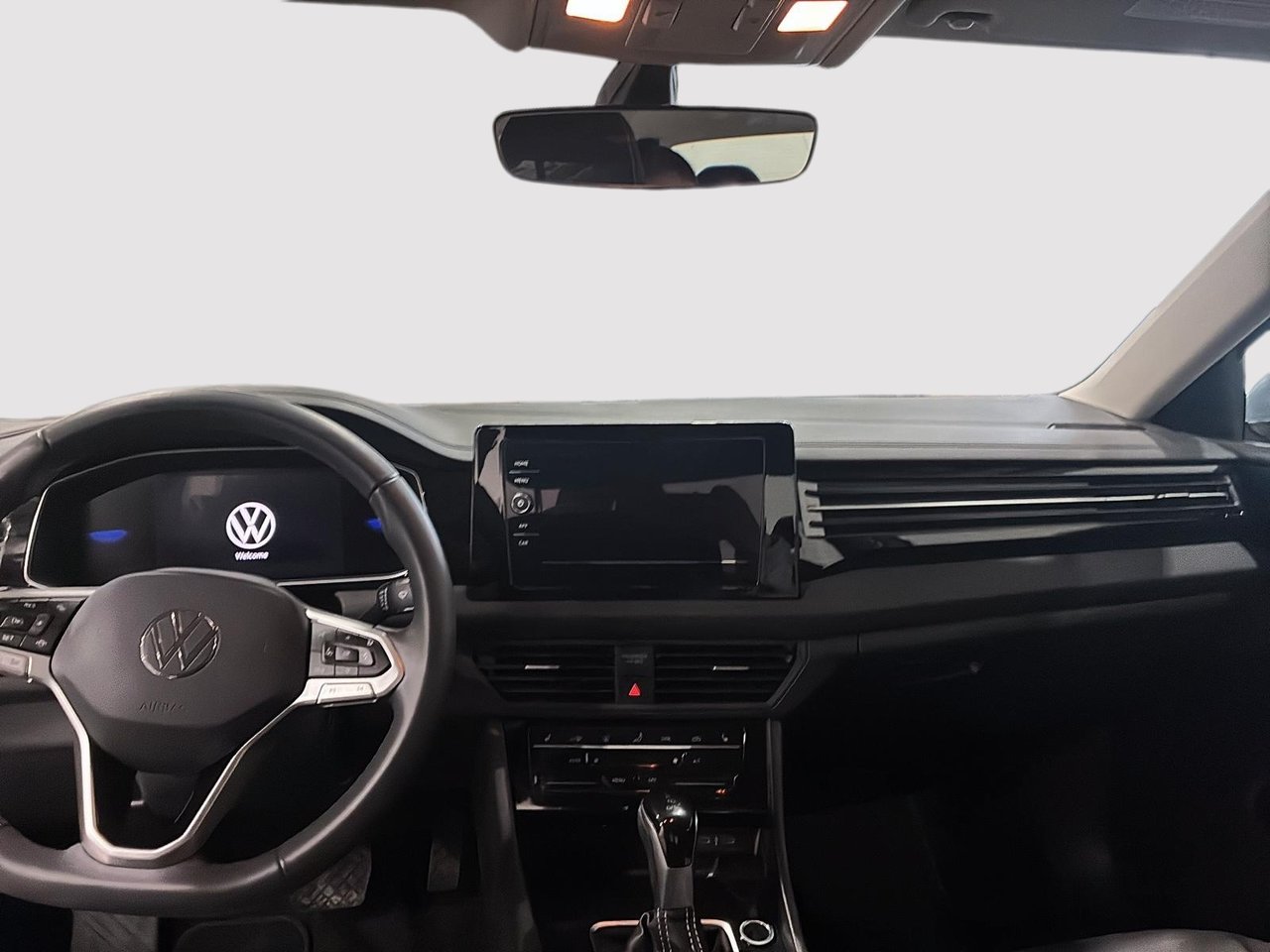 Volkswagen Jetta Trendline 2025-8