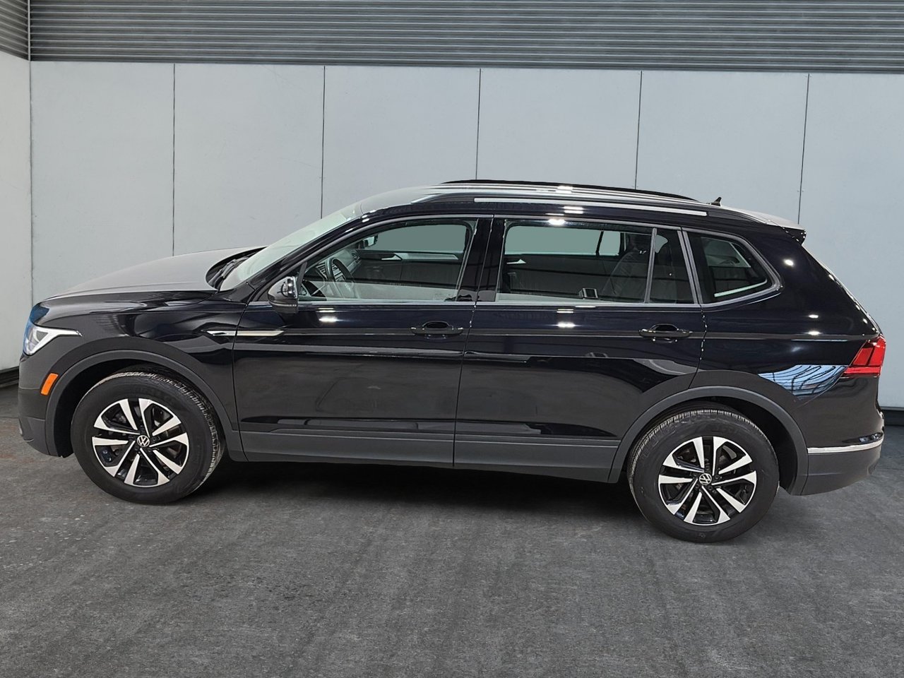 Volkswagen Tiguan Trendline 2023-4