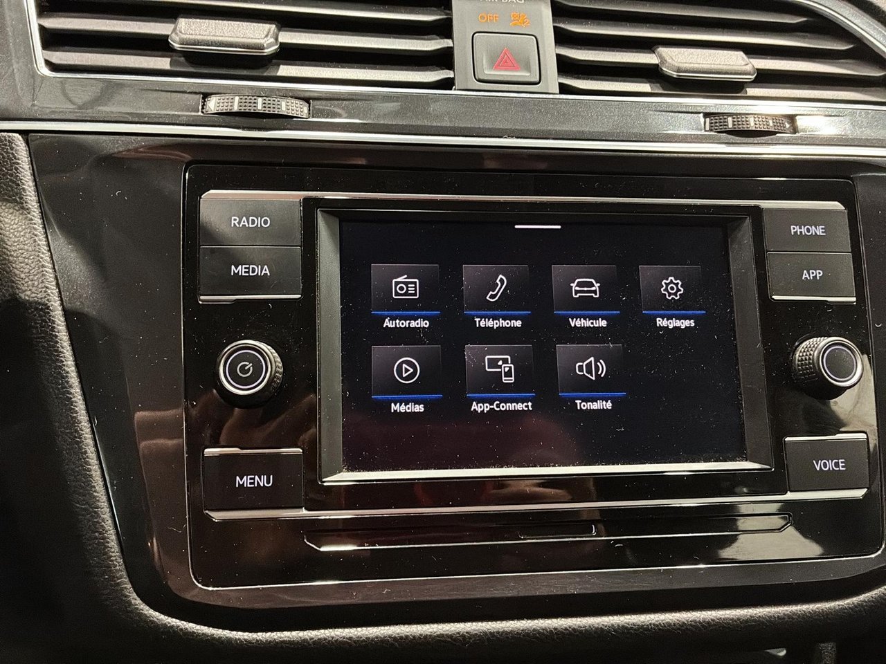 Volkswagen Tiguan Trendline 2023-15