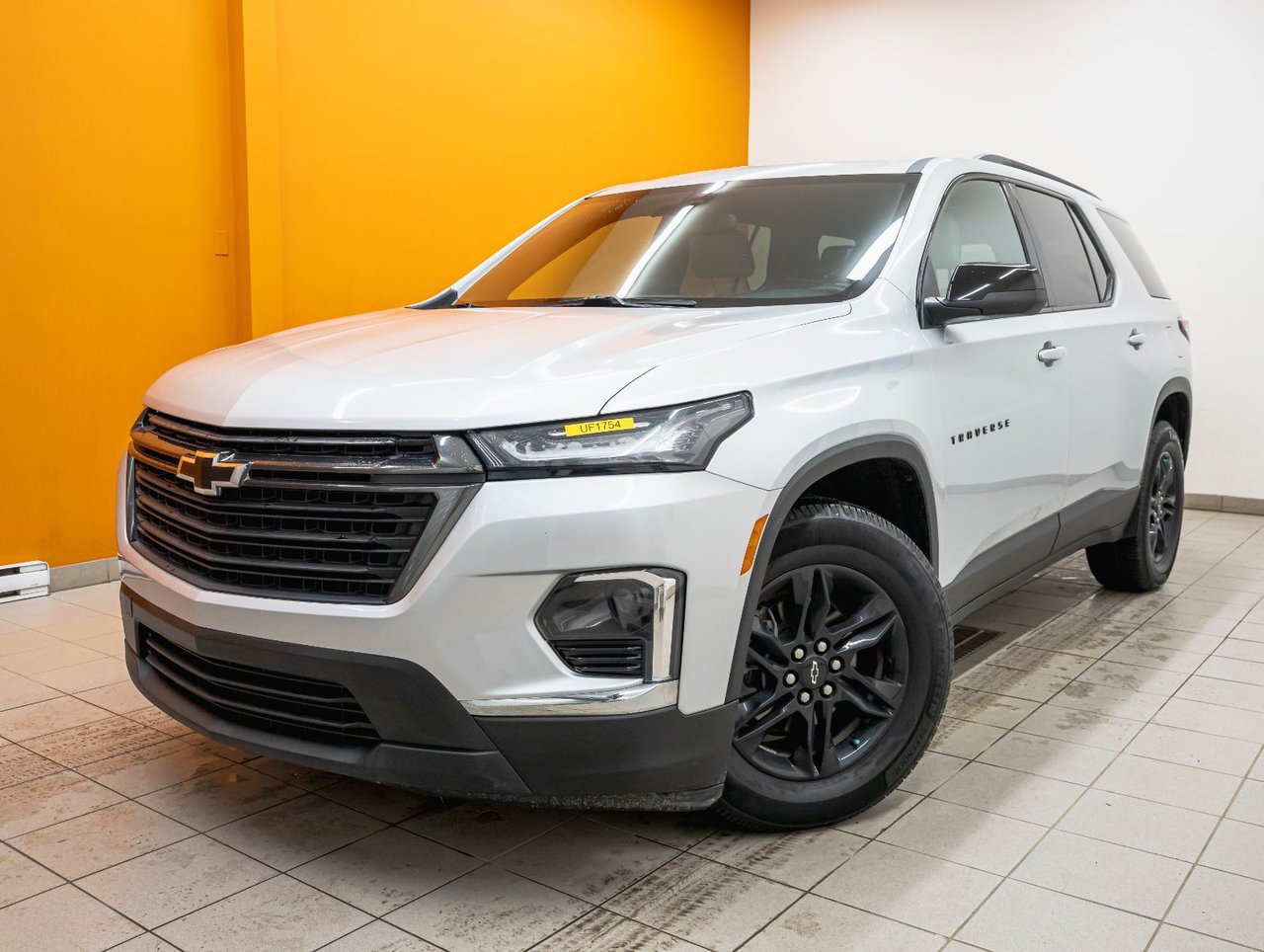 2022 Chevrolet Traverse LS AWD