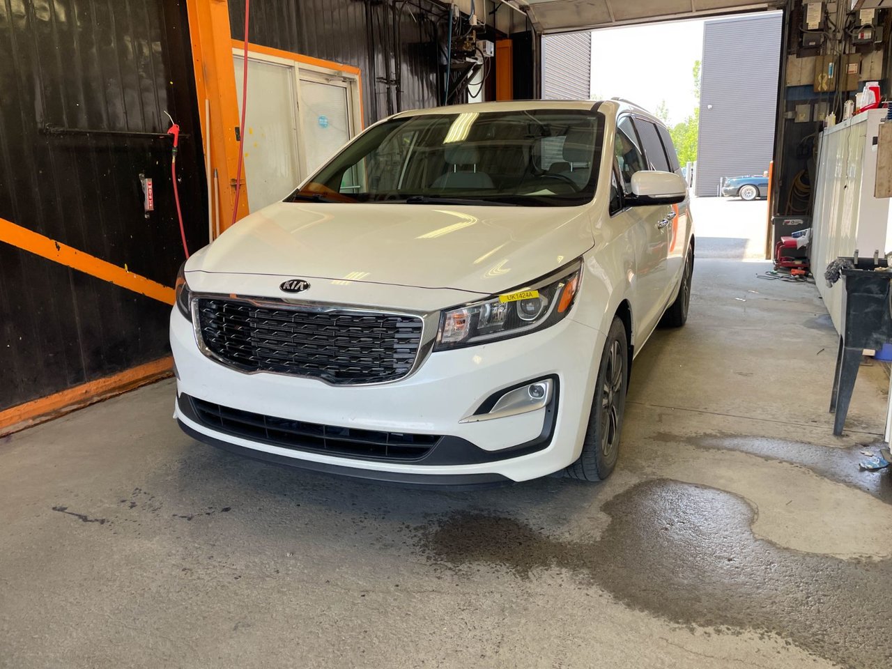 2020 Kia Sedona SX FWD