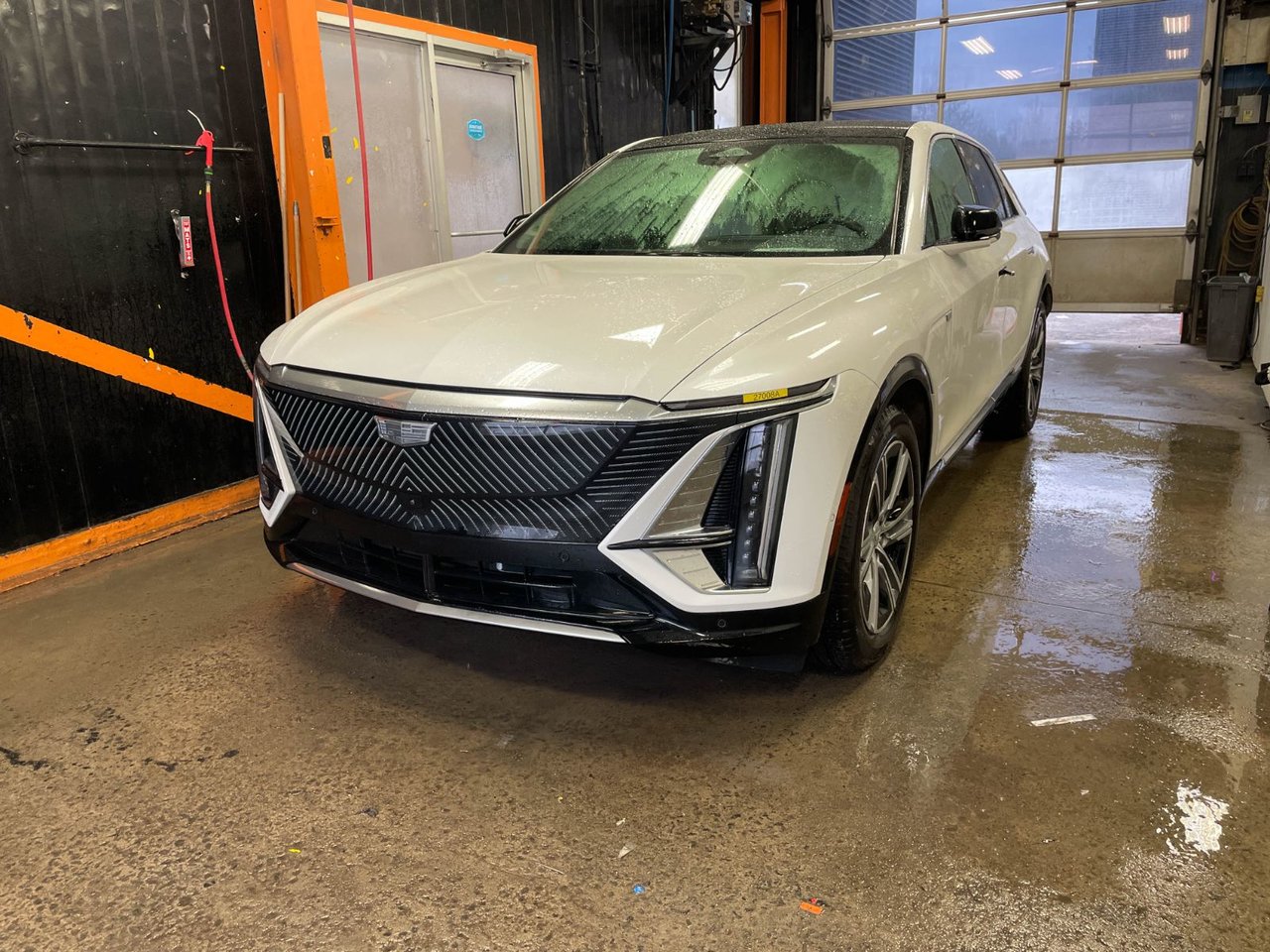 2024 Cadillac LYRIQ Luxury 2 RWD