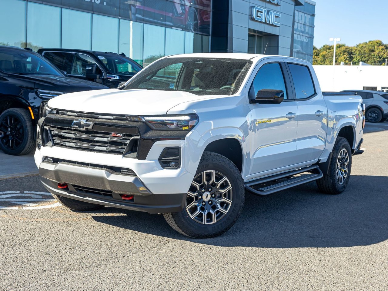 Summit White 2026 Chevrolet Colorado Pickup Truck Four-Wheel Drive Automatic