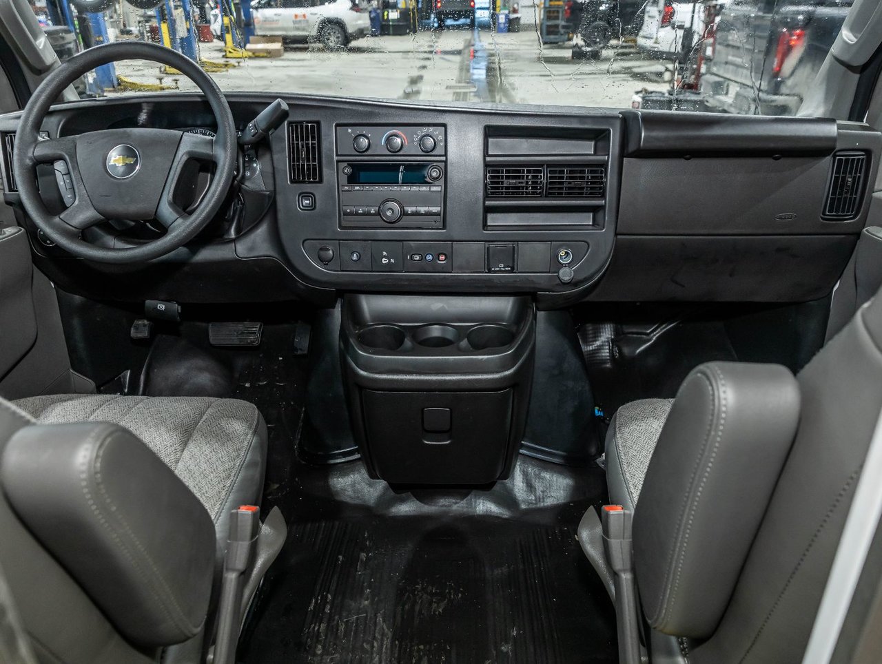 Chevrolet Express Cutaway 2026