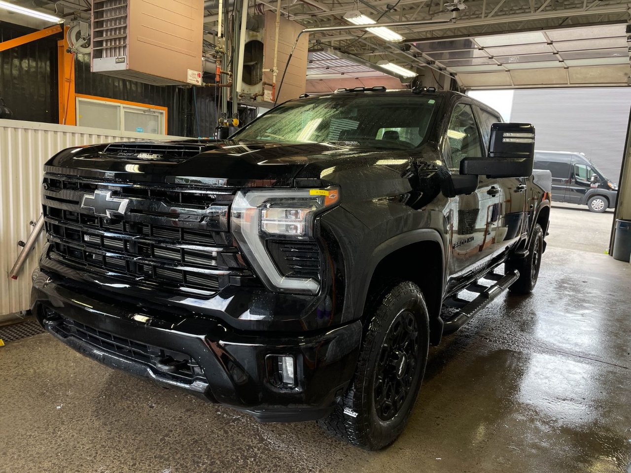 2024 Chevrolet Silverado 2500HD LT Crew Cab 4WD