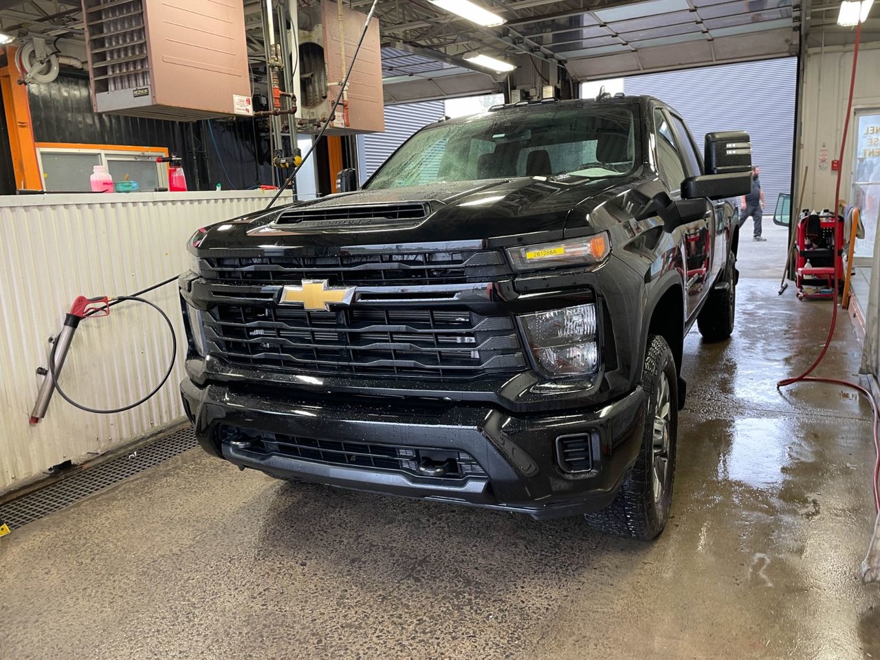 2024 Chevrolet Silverado 2500HD Custom Crew Cab 4WD