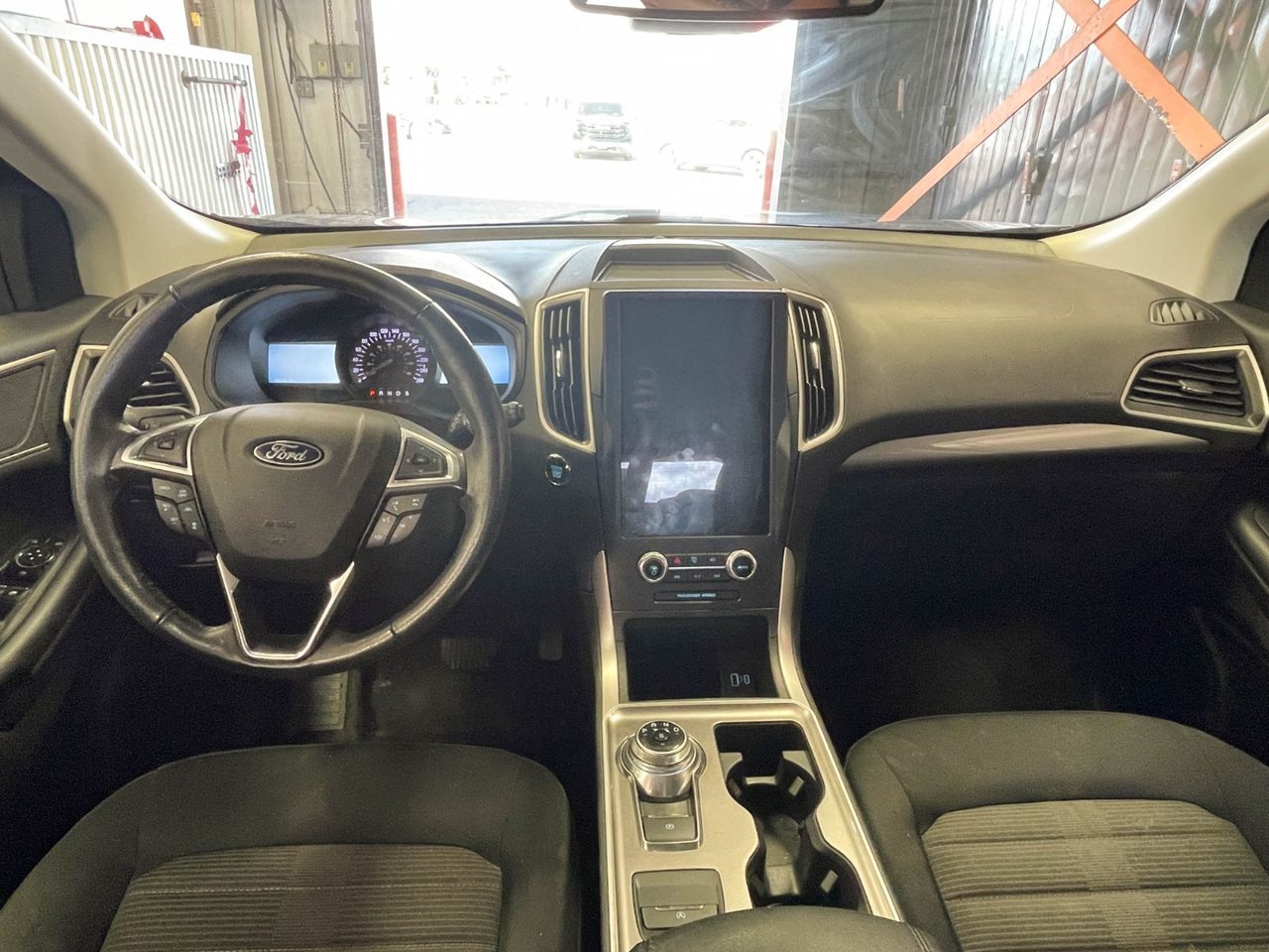 2023 Ford Edge