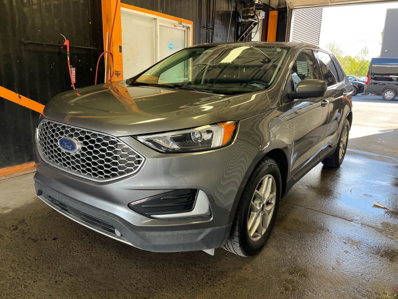 2023 Ford Edge