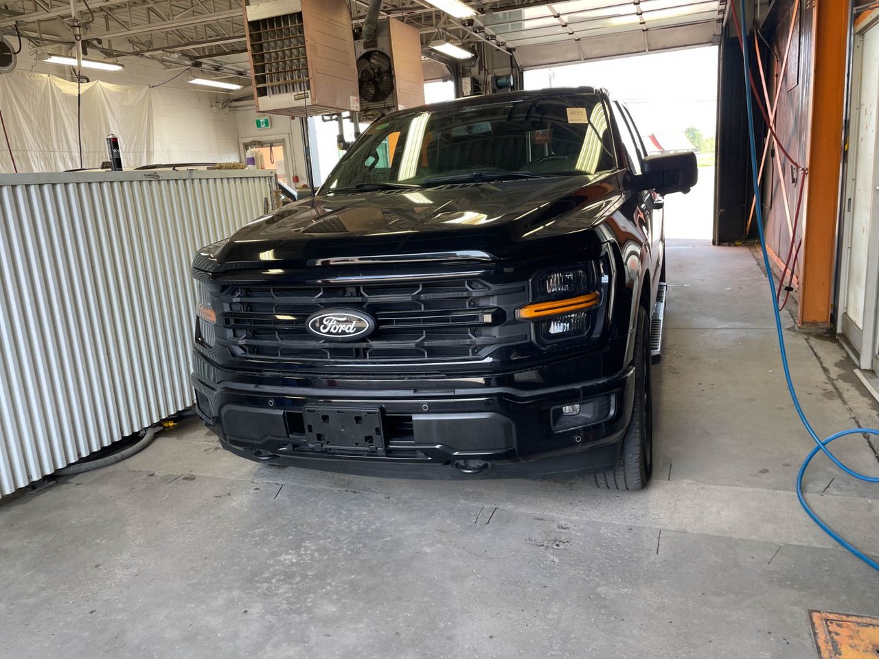 Agate Black 2024 Ford F-150 Pickup Truck Four-Wheel Drive Automatic