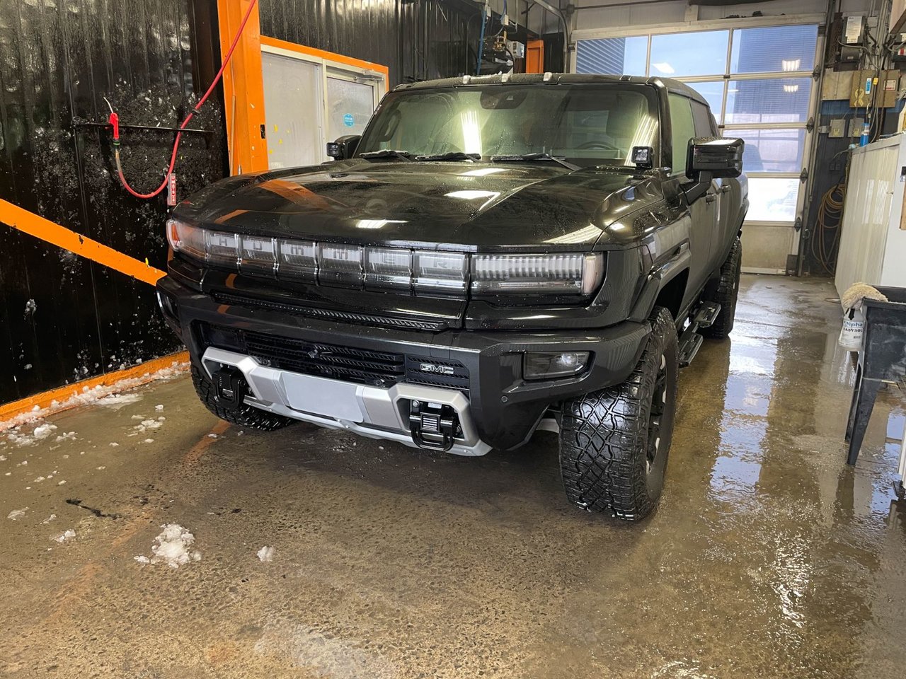 GMC Hummer EV Pickup 3X Crew Cab AWD 2024