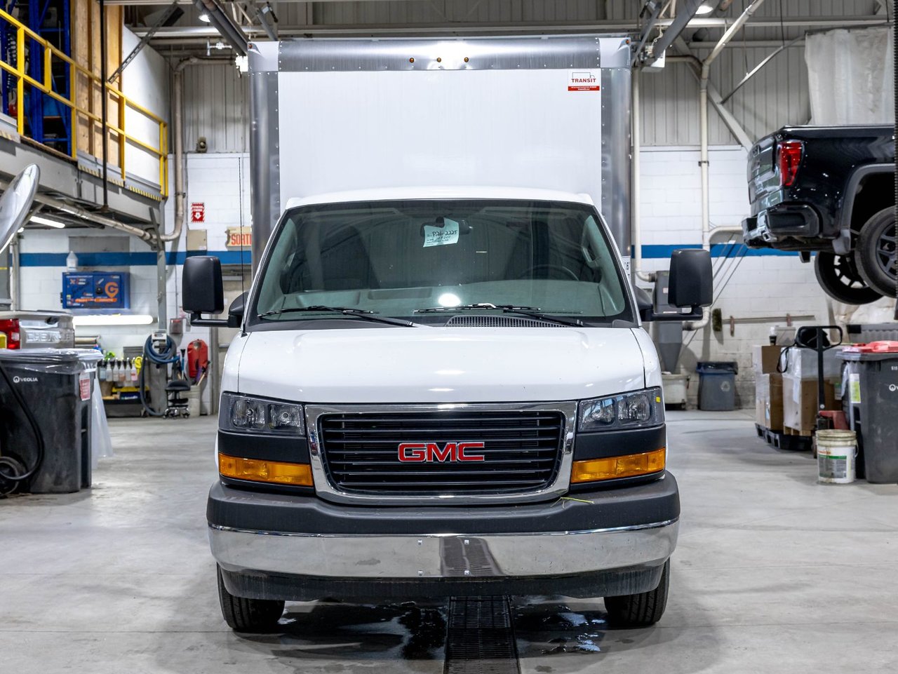 2026 GMC Savana Cutaway