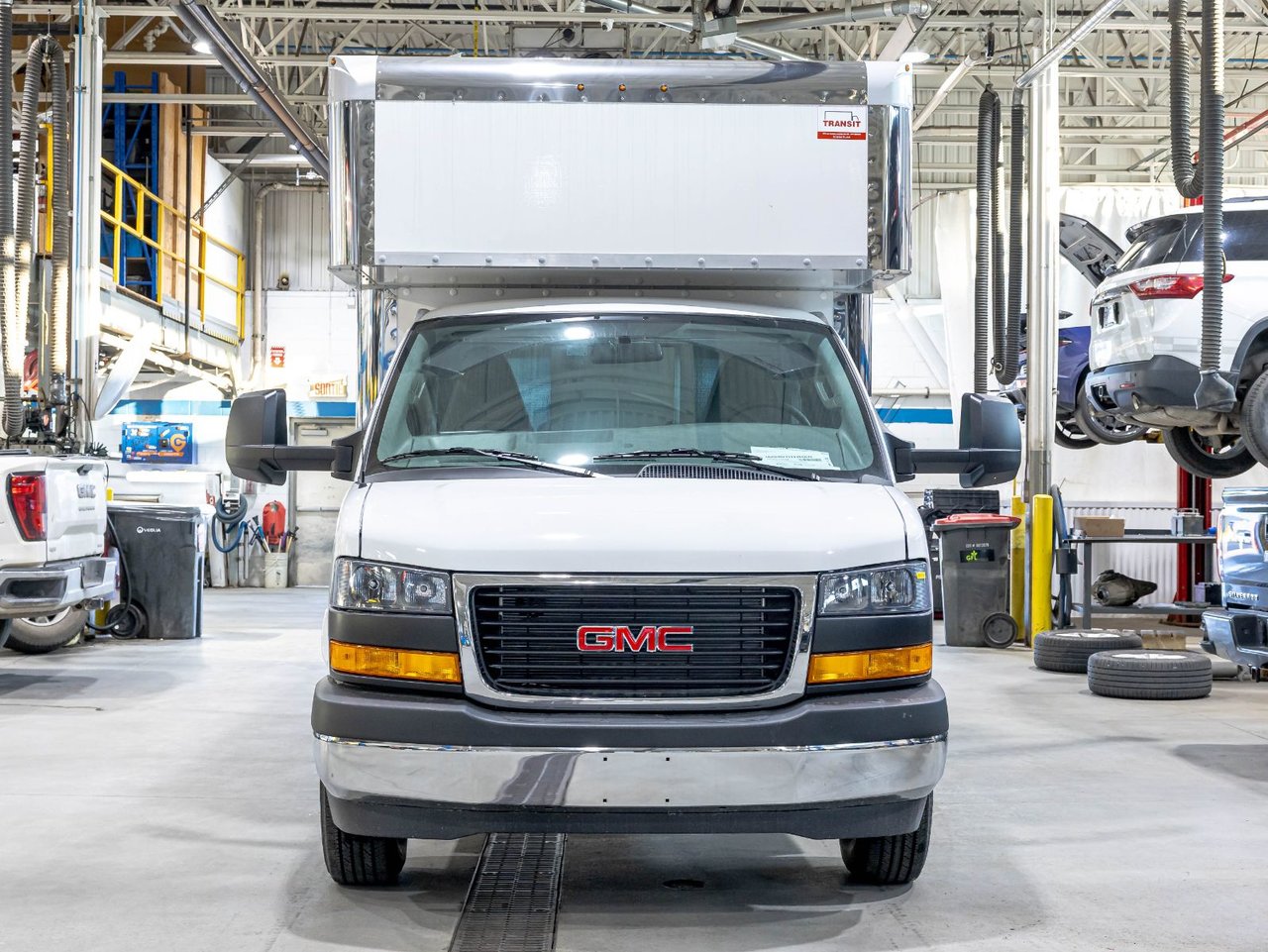 2026 GMC Savana Cutaway