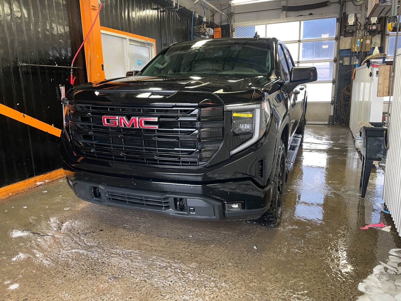 2023 GMC Sierra 1500 Elevation Crew Cab 4WD