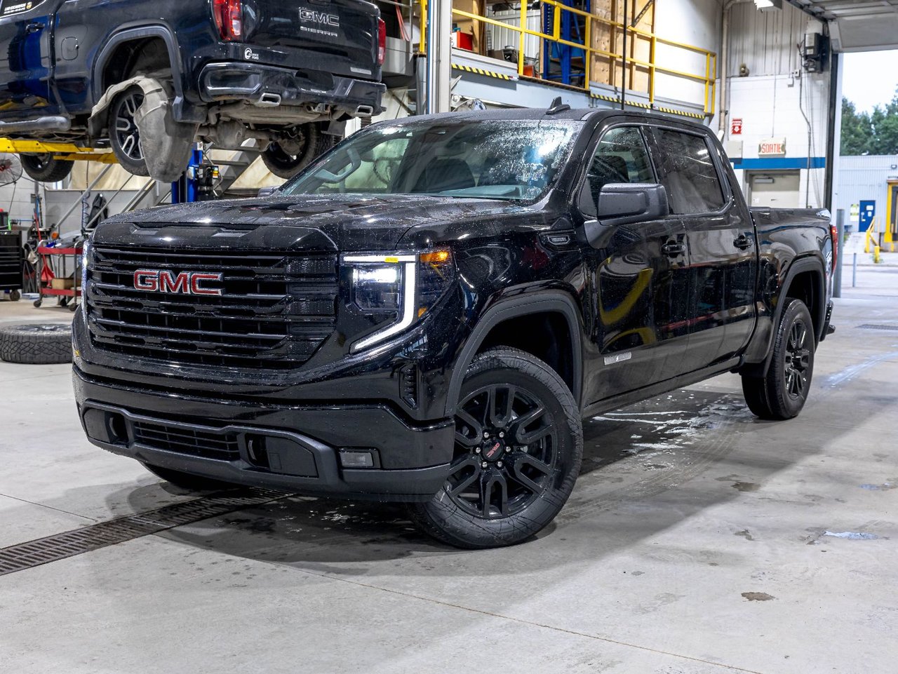 Onyx Black 2026 GMC Sierra 1500 Pickup Truck Four-Wheel Drive Automatic