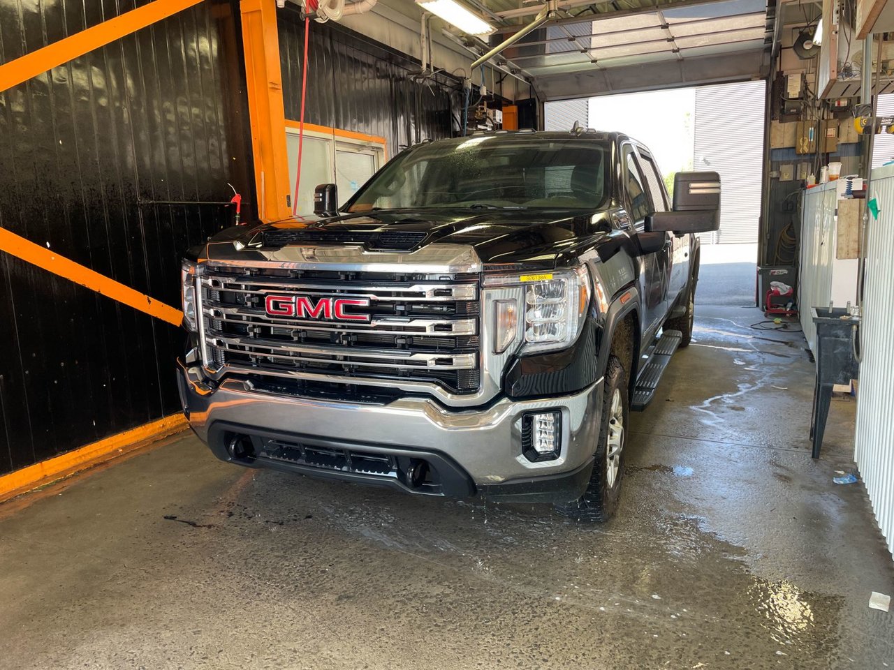 2022 GMC Sierra 2500HD SLE Crew Cab 4WD