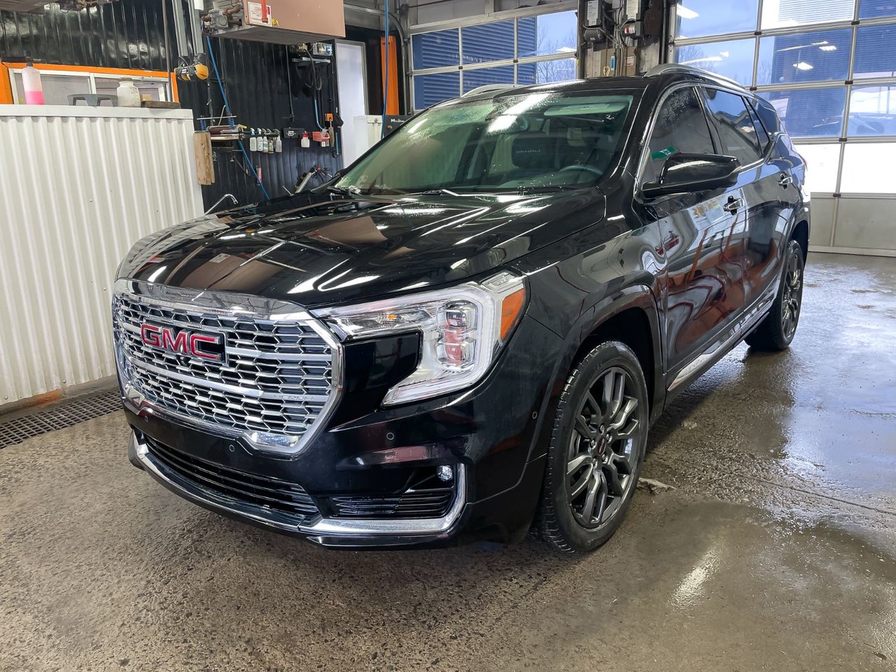 GMC Terrain Denali AWD 2023