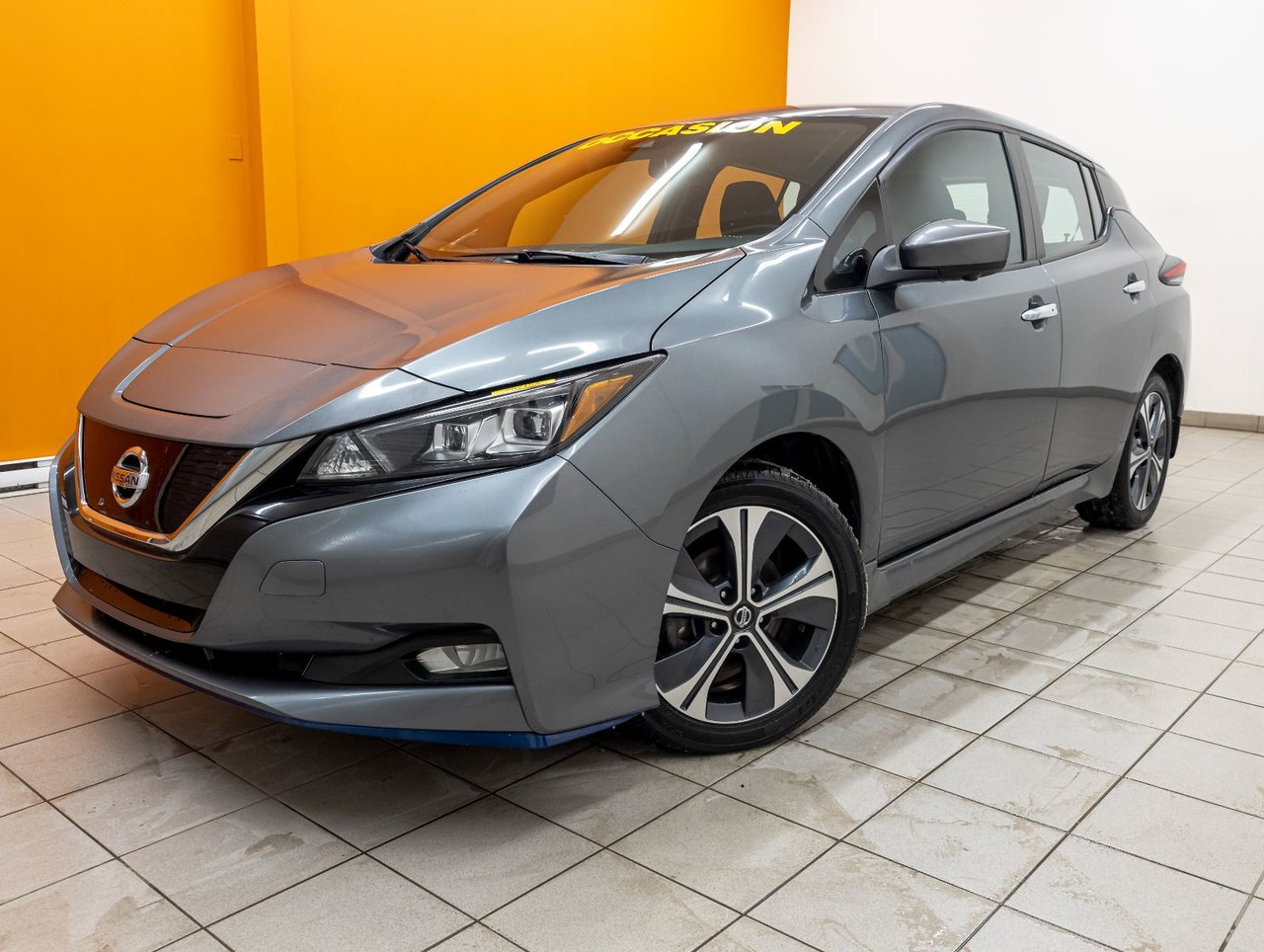 Used 2020 Nissan LEAF with 70,744 km for sale at Otogo